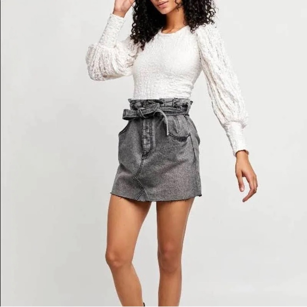 Free People East of Eden Frayed Denim High Waisted Mini Skirt Size 27